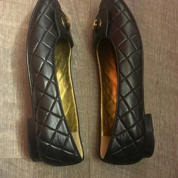 Chanel Black Quilted Leather Loafers, 39.5 - Picture 8 of 13